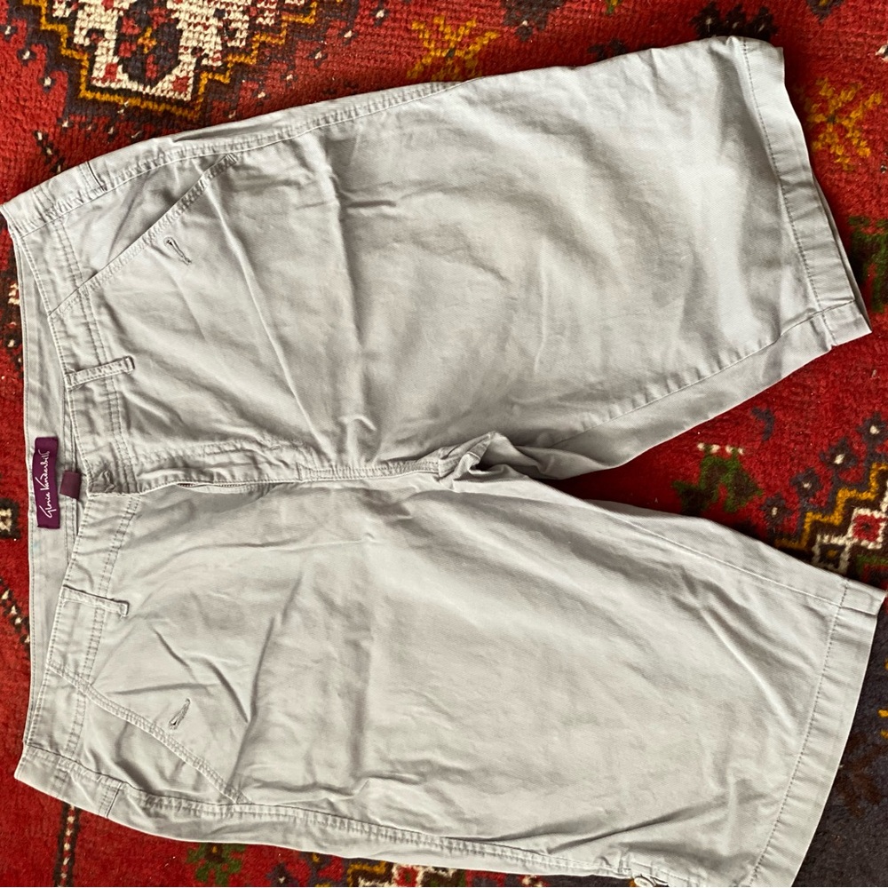 Gloria Vanderbilt size 20 W grey, long short